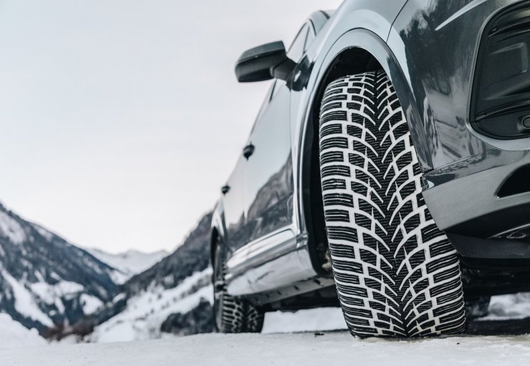 Winter_tires_change_Mazzarolo_officina_Fonte_Treviso
