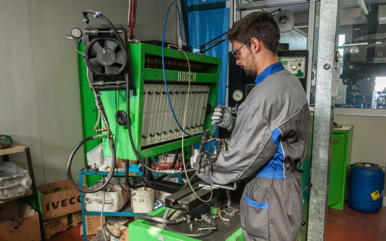 Manutenzione riparazione pompe diesel pompe benzina inettori diesel iniettori benzina Onè di Fonte Treviso Officine Mazzarolo